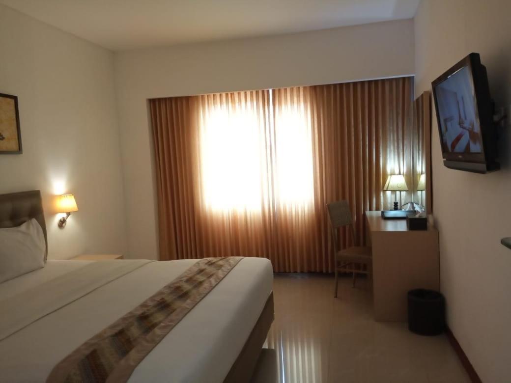 Hotel Arjuna Yogyakarta Exteriör bild