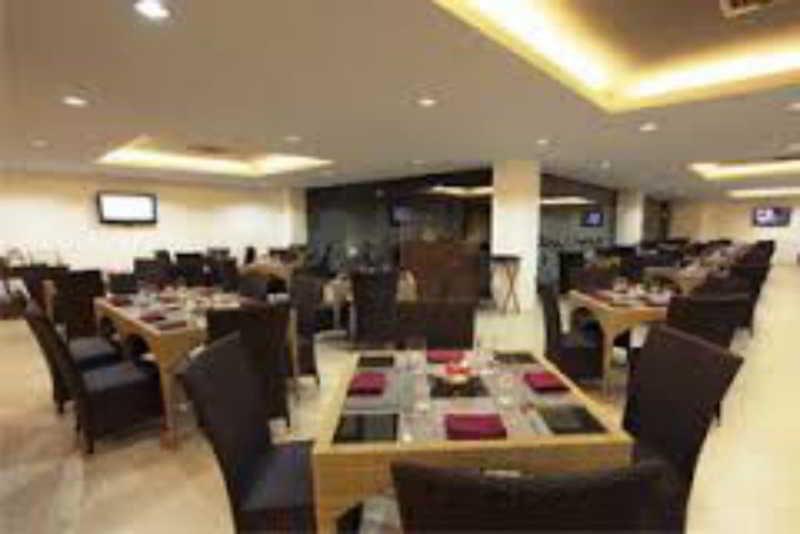 Hotel Arjuna Yogyakarta Exteriör bild